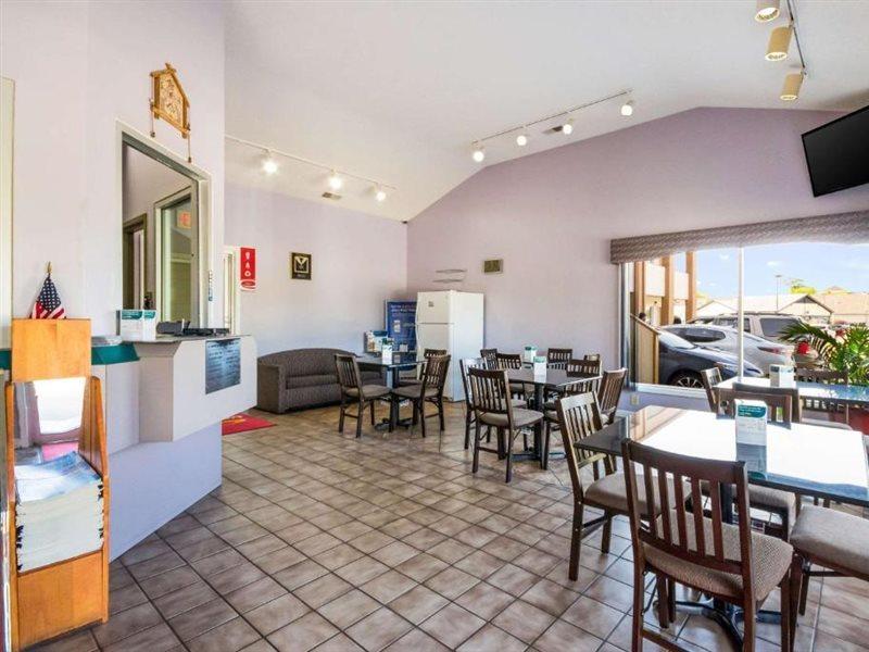Econo Lodge Little Creek Norfolk Ngoại thất bức ảnh