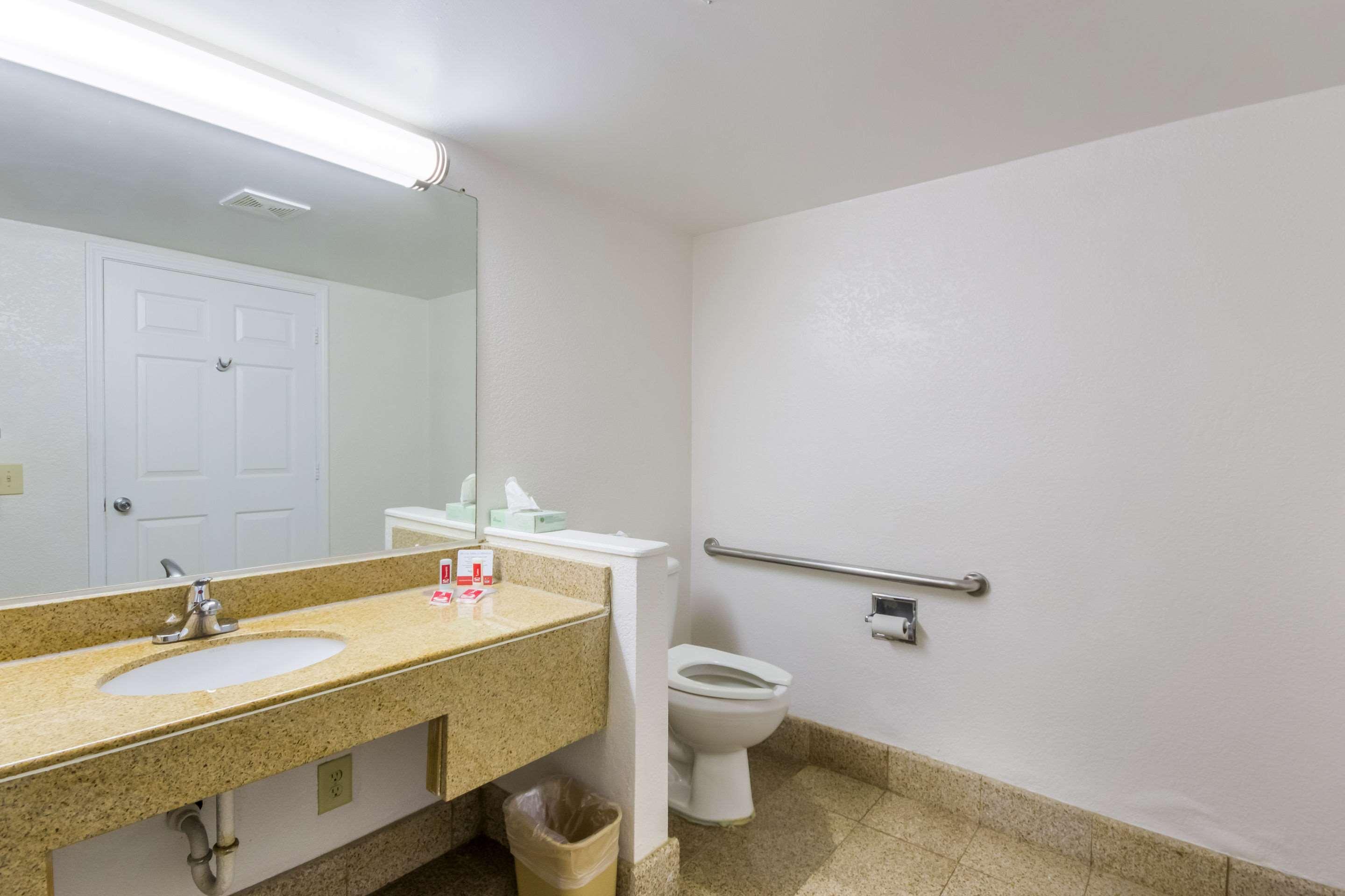 Econo Lodge Little Creek Norfolk Ngoại thất bức ảnh