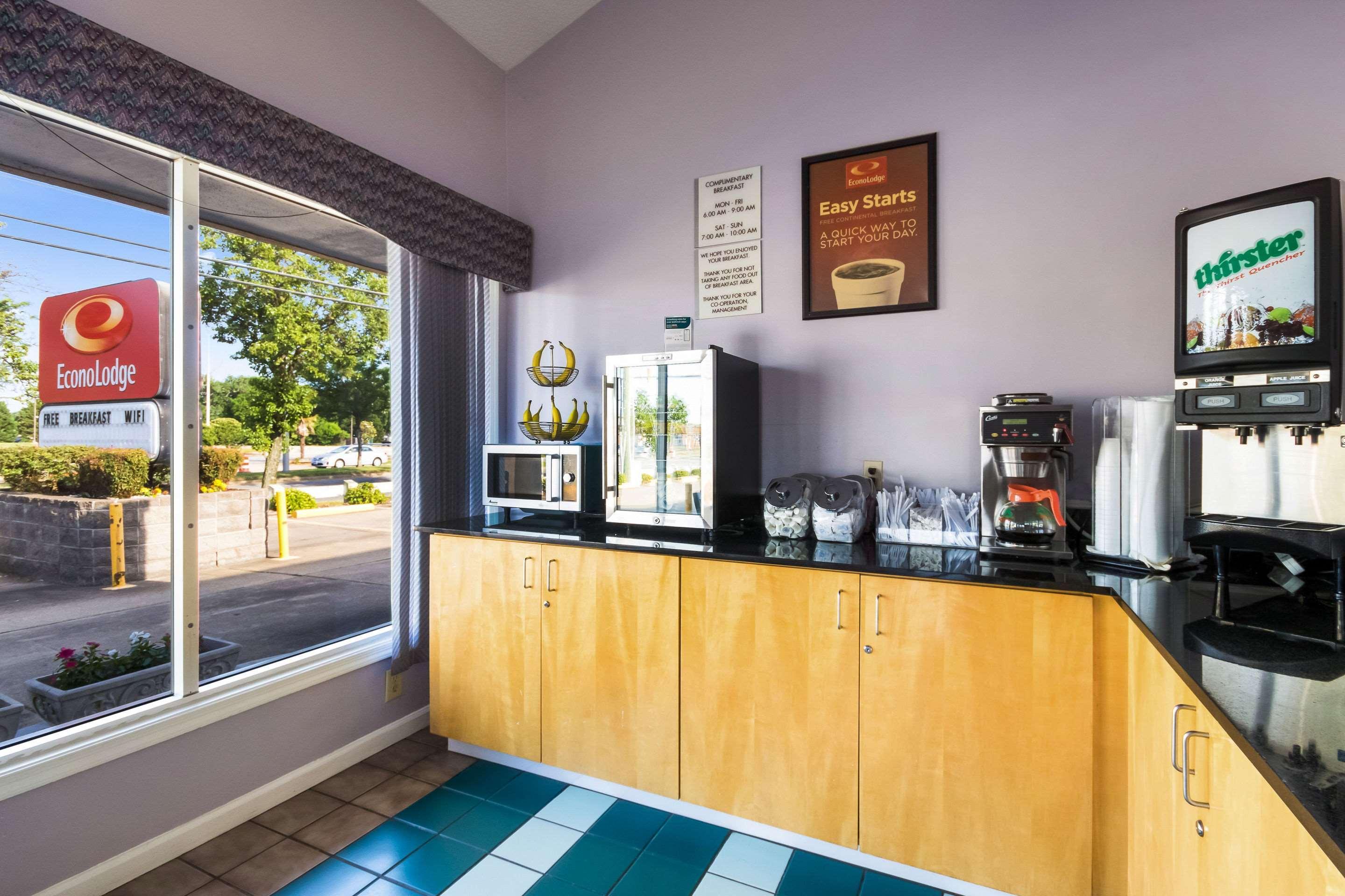 Econo Lodge Little Creek Norfolk Ngoại thất bức ảnh