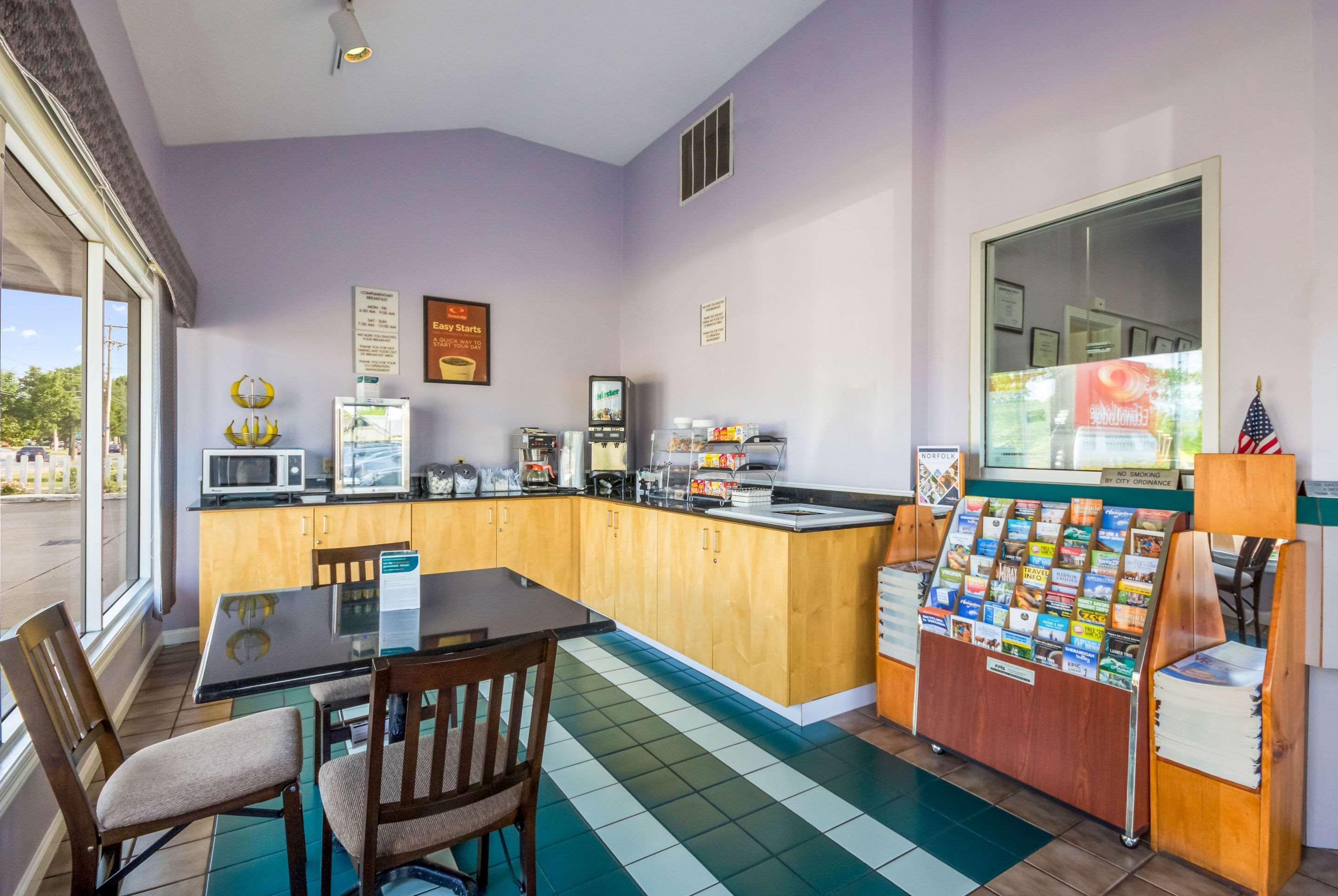 Econo Lodge Little Creek Norfolk Ngoại thất bức ảnh