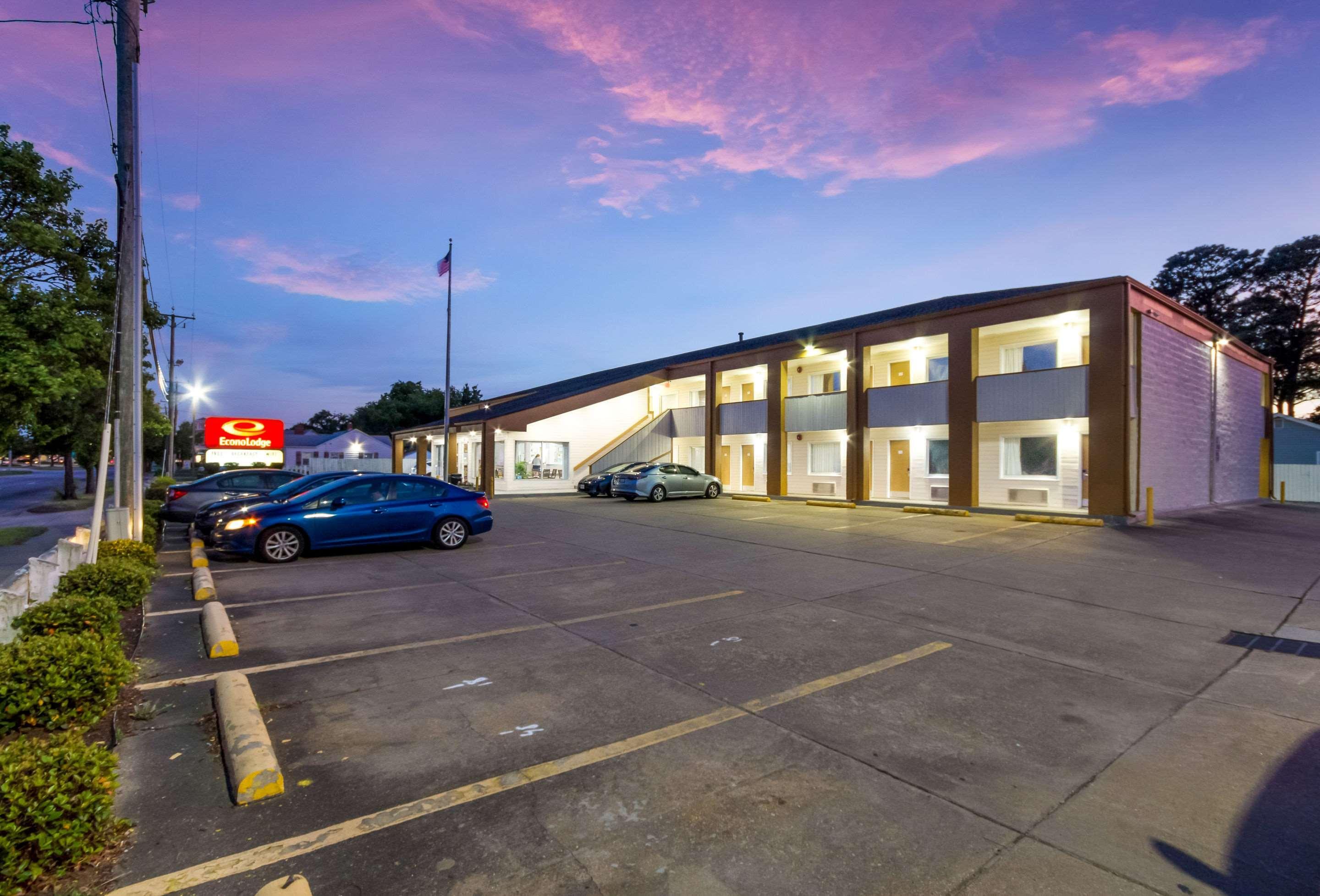 Econo Lodge Little Creek Norfolk Ngoại thất bức ảnh