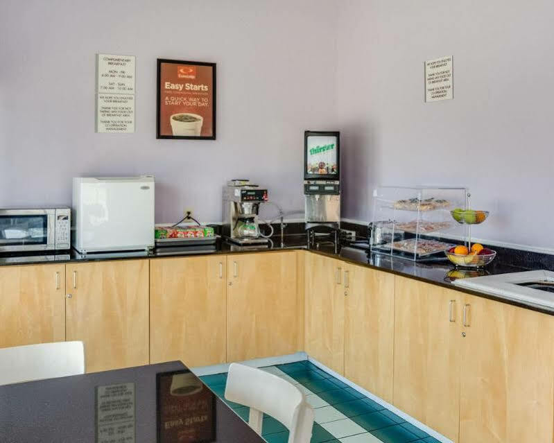 Econo Lodge Little Creek Norfolk Ngoại thất bức ảnh